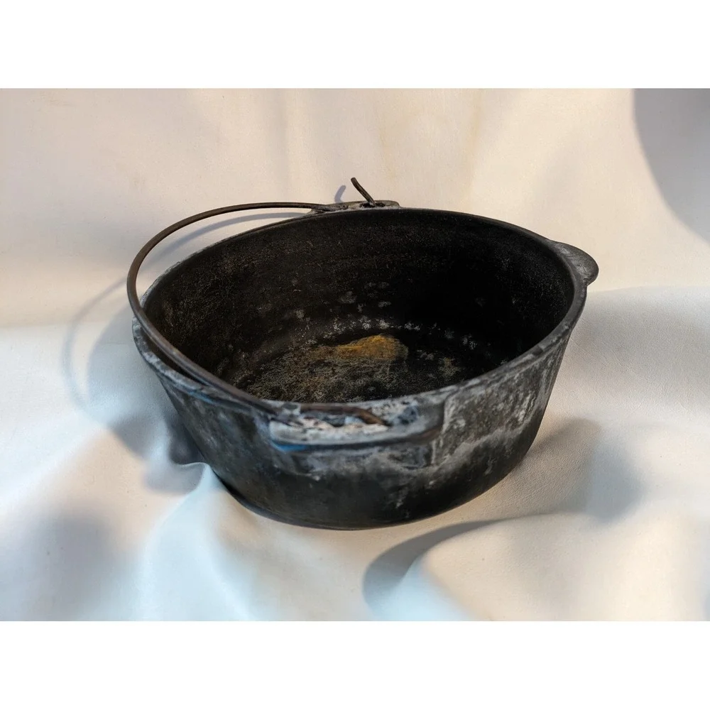 Wagner Ware Cast Iron No 8 Round Roaster 5 Quart Handle USA Post 1963 No Lid